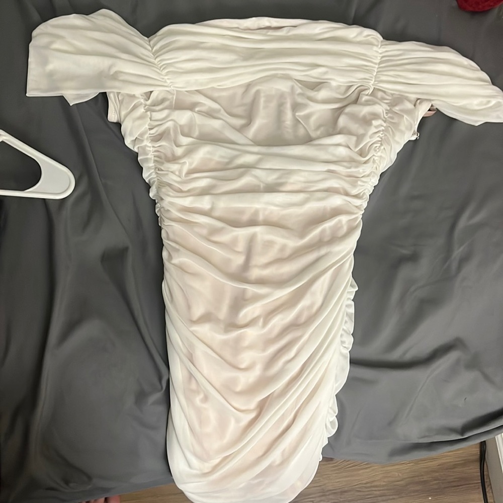 White off the shoulder ruffle tight dress